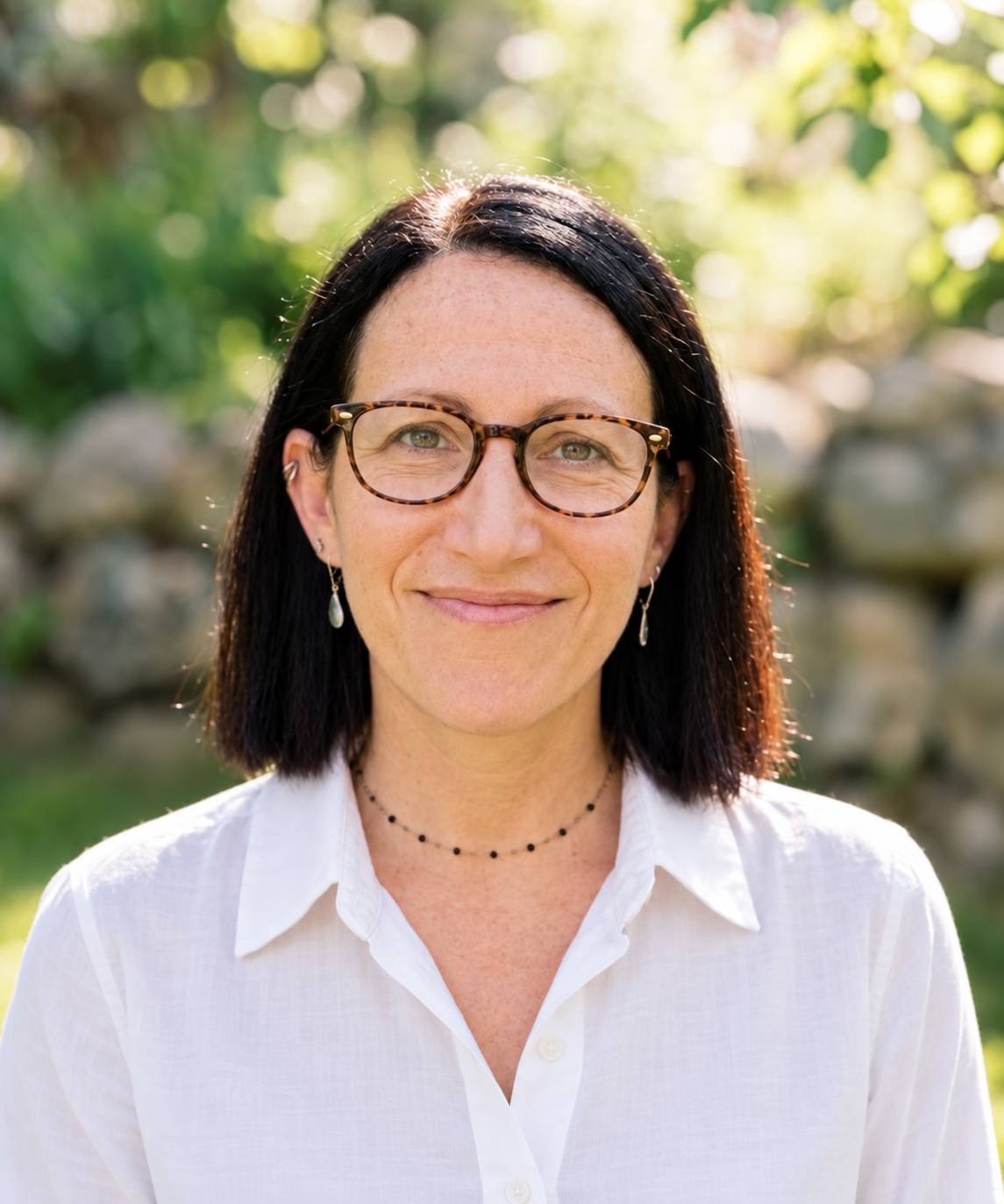 Jennifer Weinstock, LCSW, outdoors